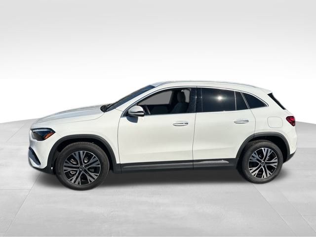 2025 Mercedes Benz GLA 250 4MATIC photo 2