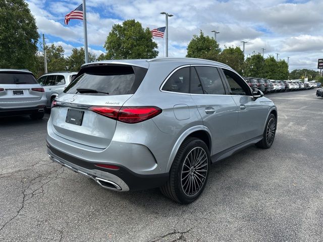 2026 Mercedes Benz GLC 300 4MATIC photo 3