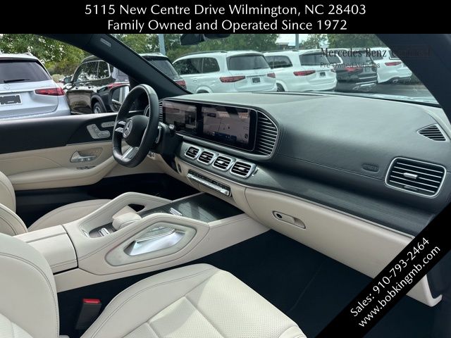 2025 Mercedes-Benz GLS Base - Photo 35