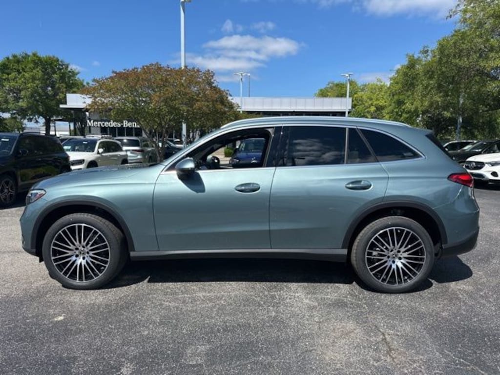 New 2026 Mercedes-Benz GLC 300 SUV