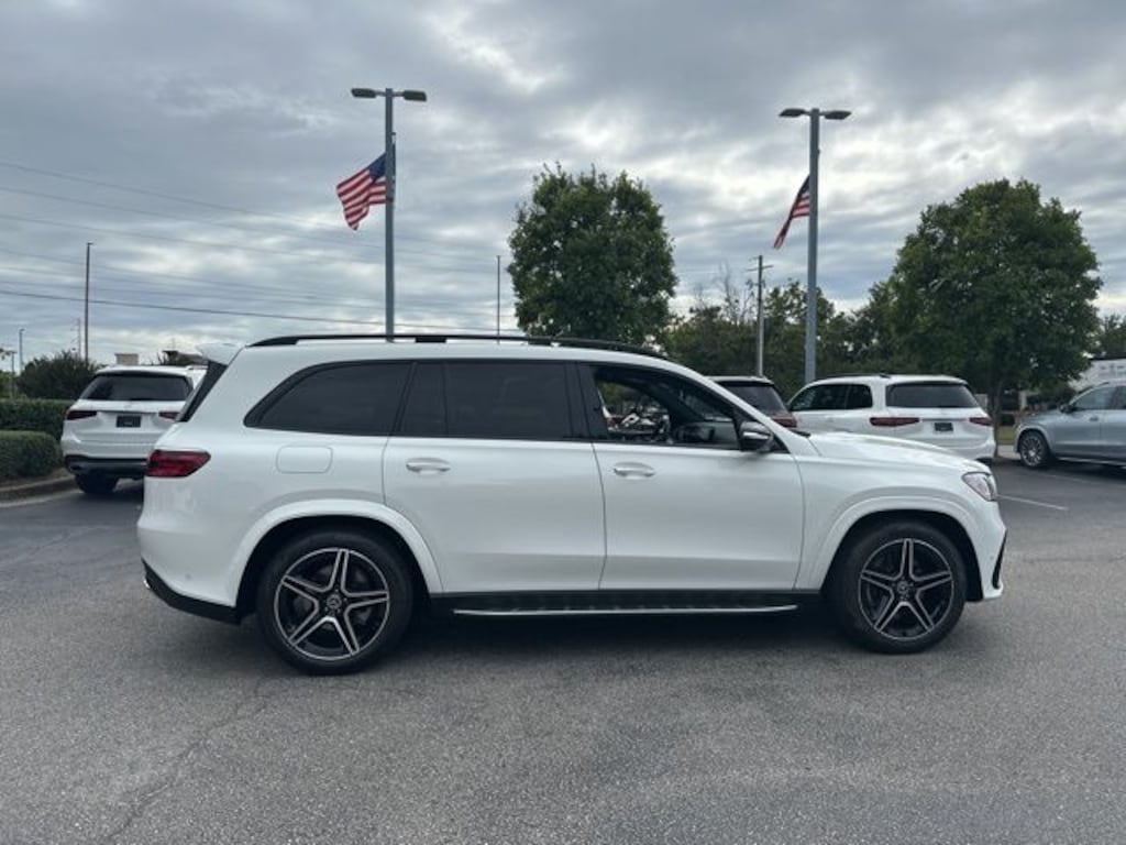 New 2025 Mercedes-Benz GLS 450 4MATIC SUV