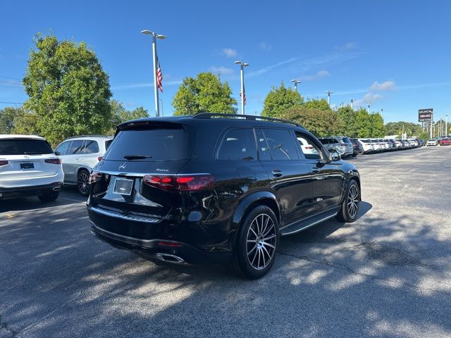 2026 Mercedes Benz GLS 450 4MATIC photo 3