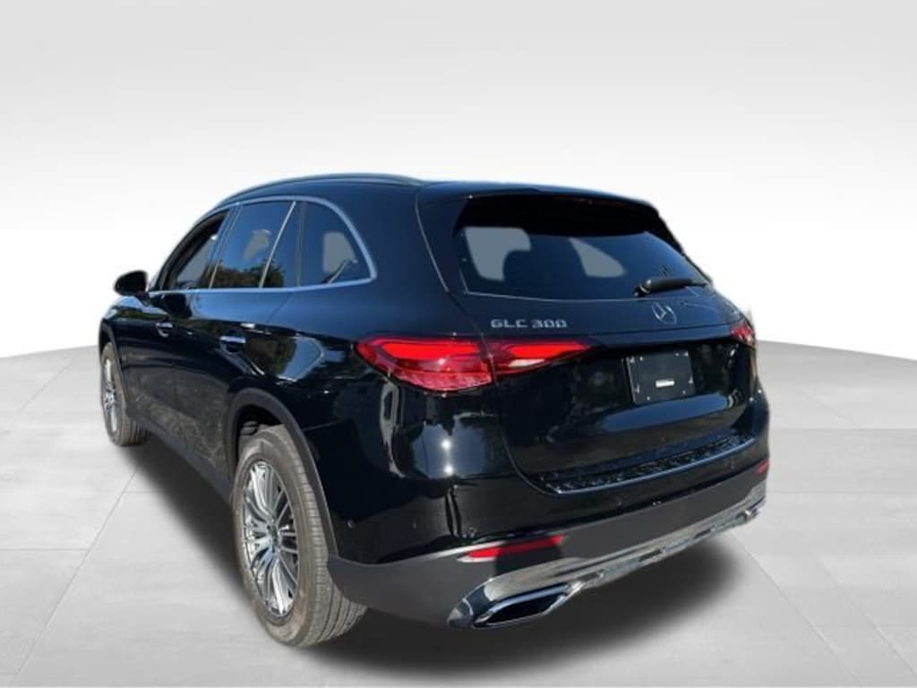 Used 2025 Mercedes-Benz GLC 4MATIC SUV