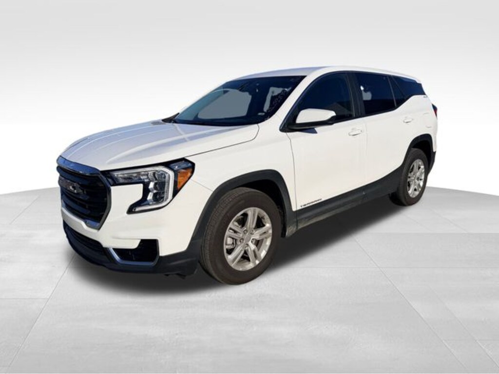 Used 2024 GMC Terrain SLE SUV