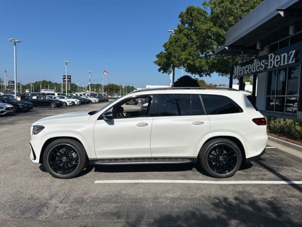 New 2025 Mercedes-Benz GLS 450 4MATIC SUV