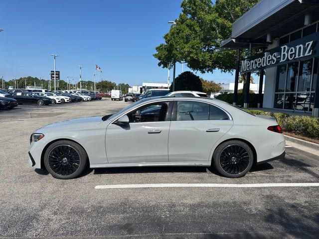 2026 Mercedes Benz E 4MATIC photo 3