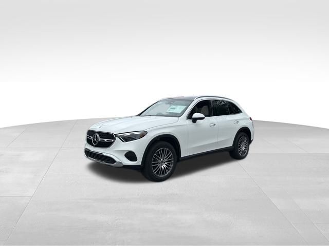 2026 Mercedes-Benz GLC Base's photo