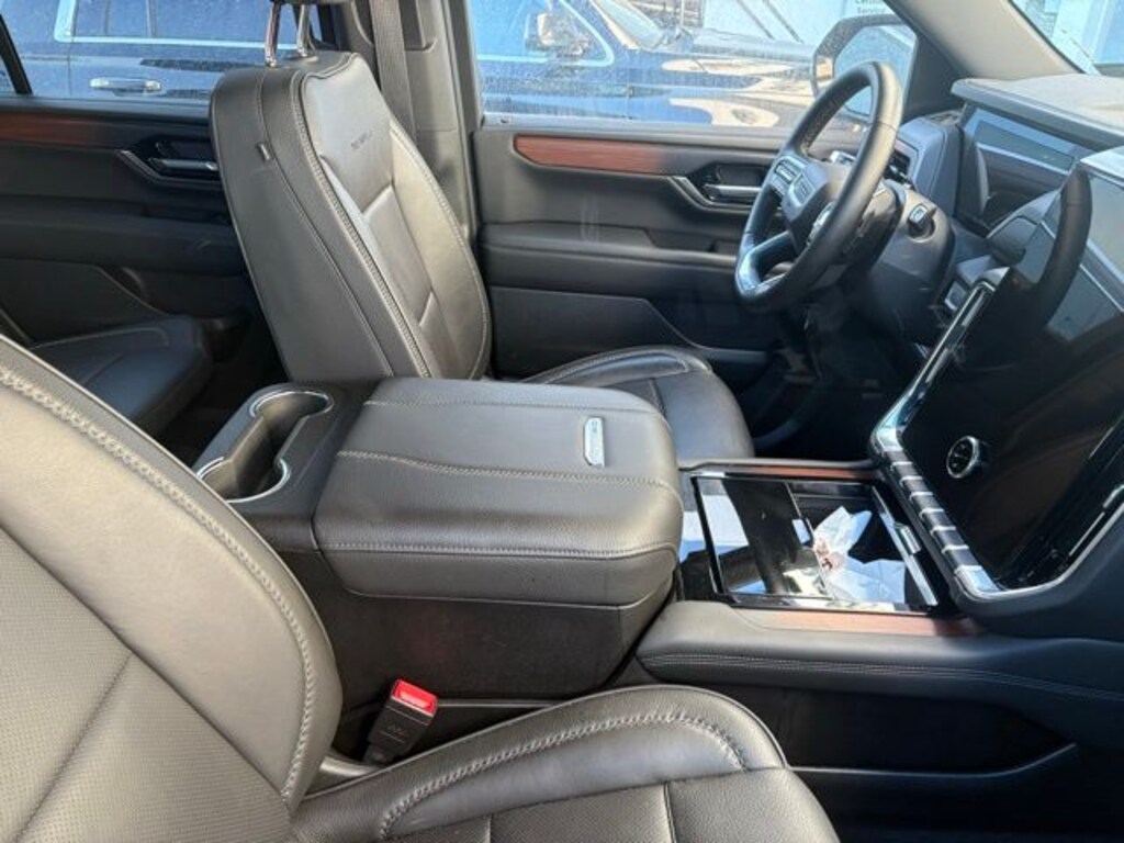 Used 2025 GMC Yukon Denali SUV