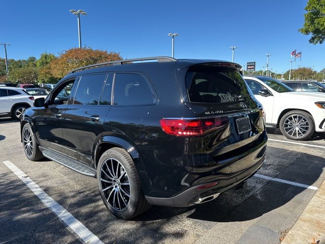 2026 Mercedes Benz GLS 450 4MATIC photo 3