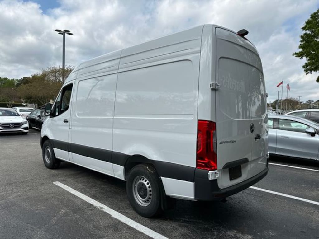 New 2025 Mercedes-Benz Sprinter 2500 Standard Roof 4-Cyl Diesel Cargo Van