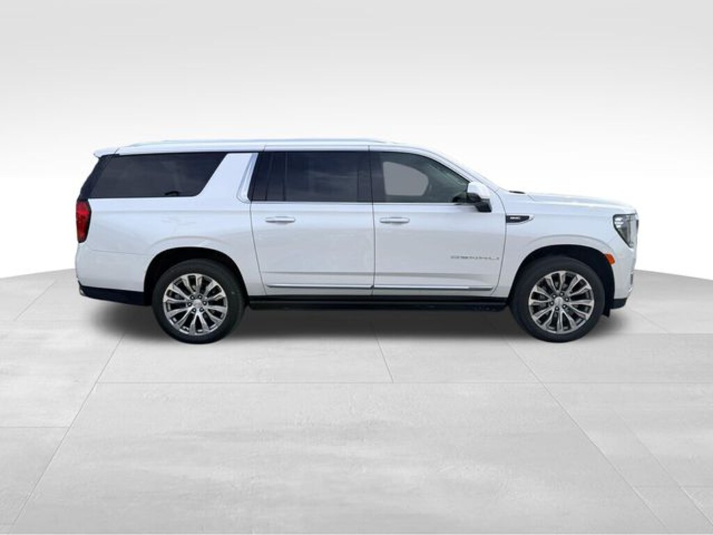 Used 2022 GMC Yukon XL Denali SUV