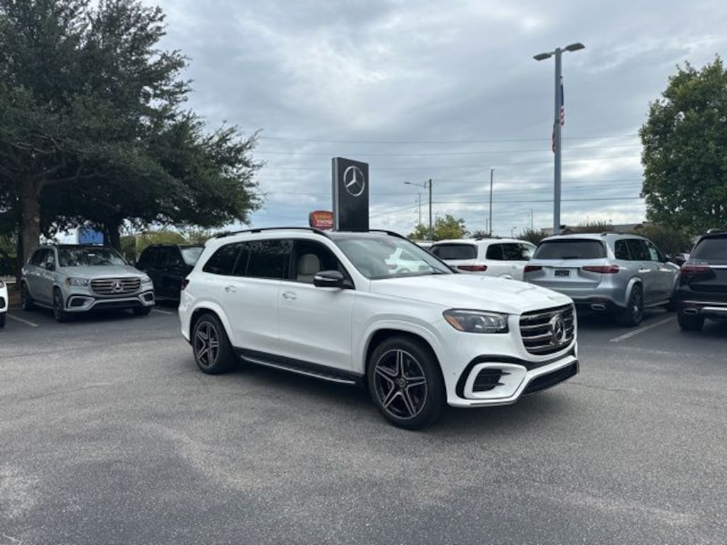 New 2025 Mercedes-Benz GLS 450 4MATIC SUV
