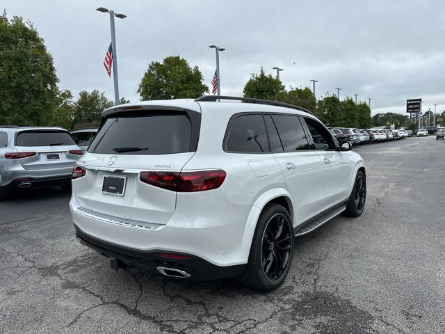 2025 Mercedes Benz GLS 450 4MATIC photo 4