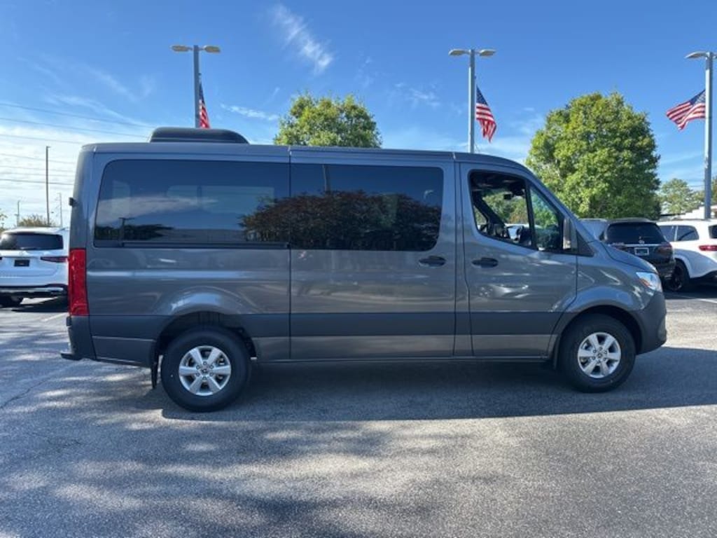New 2026 Mercedes-Benz Sprinter 2500 Standard Roof 4-Cyl Diesel Minivan/Van