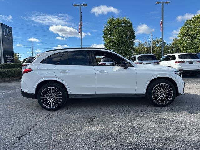 2026 Mercedes Benz GLC 300 4MATIC photo 3