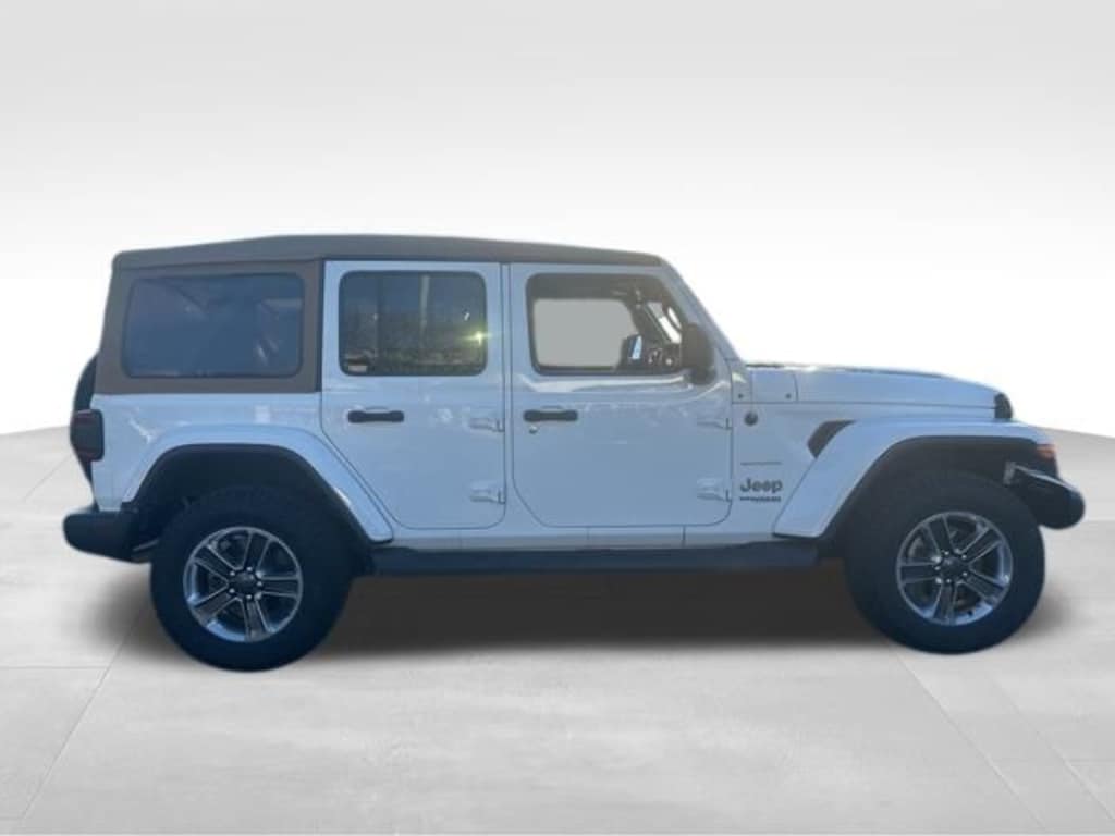 Used 2021 Jeep Wrangler Unlimited Sahara SUV