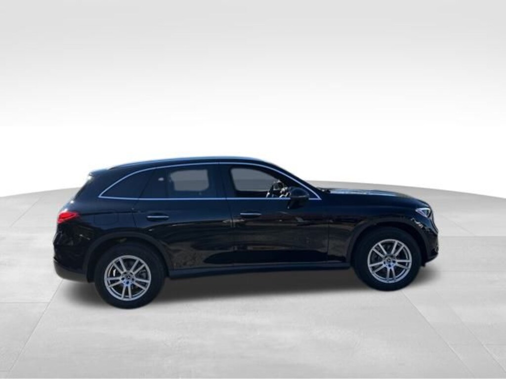Used 2025 Mercedes-Benz GLC 4MATIC SUV
