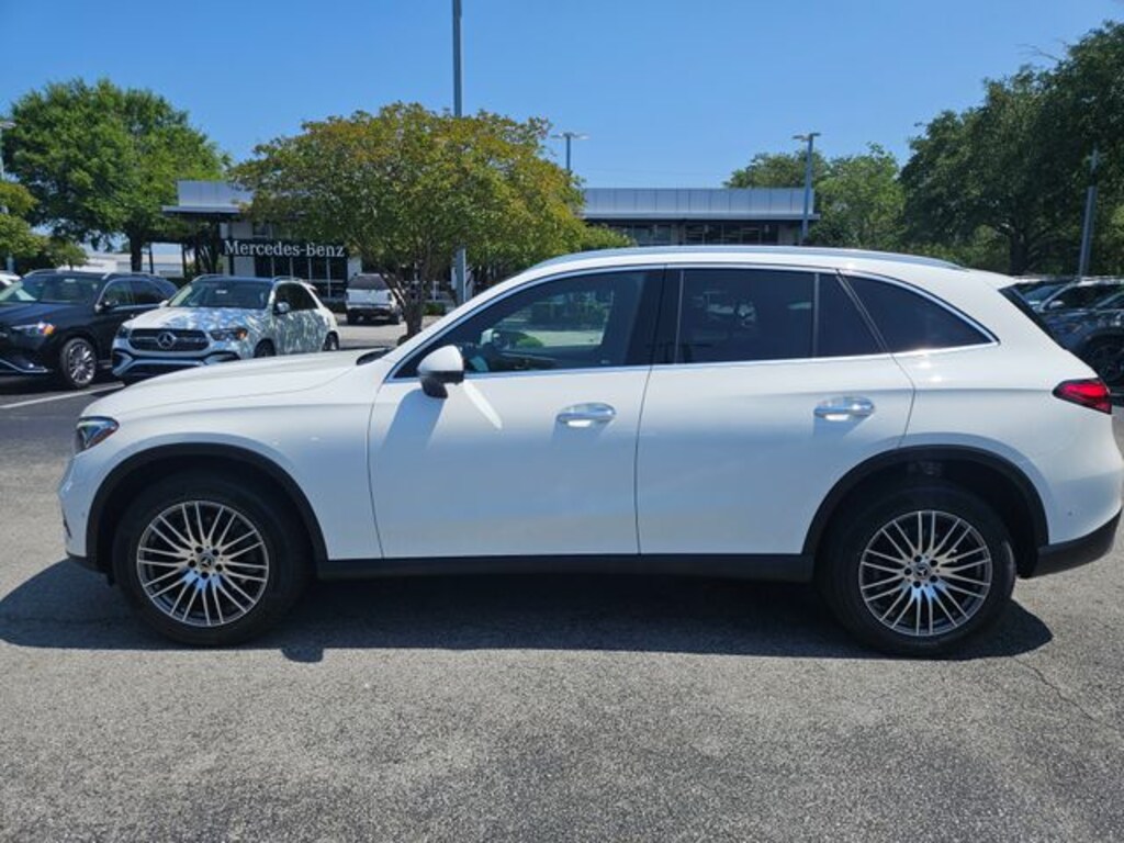 New 2026 Mercedes-Benz GLC 300 SUV