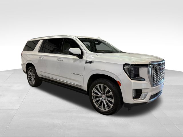 2022 GMC Yukon XL Denali's photo