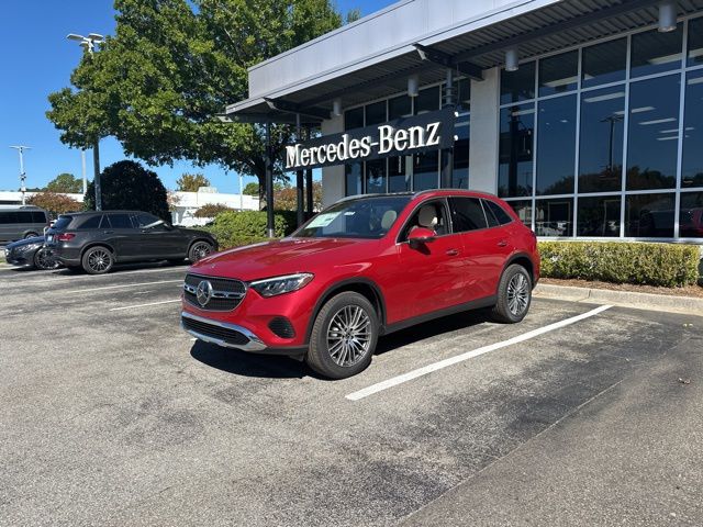 2026 Mercedes-Benz GLC Base's photo