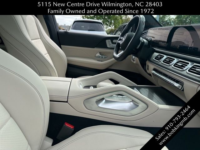 2025 Mercedes-Benz GLS Base - Photo 36