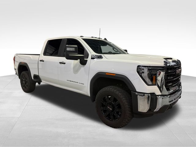 2024 GMC Sierra 3500HD Pro's photo