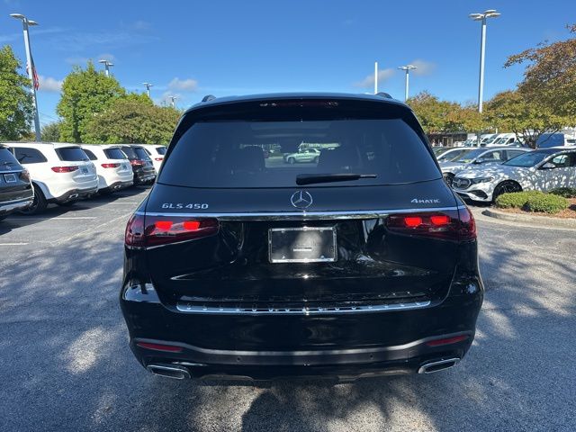 2026 Mercedes Benz GLS 450 4MATIC photo 4