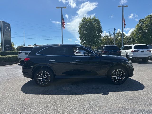 2026 Mercedes Benz GLC 300 photo 3