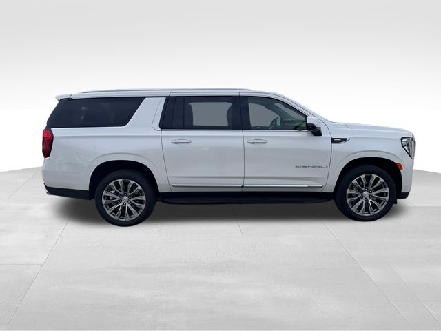 2021 Gmc Yukon XL Denali photo 4