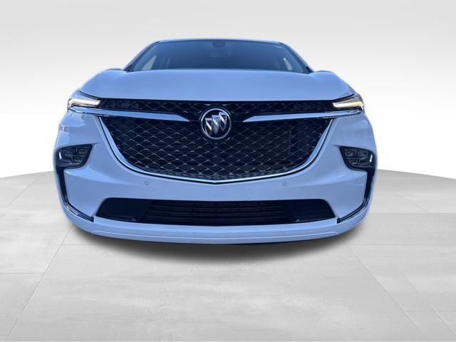 2024 Buick Enclave Avenir photo 2