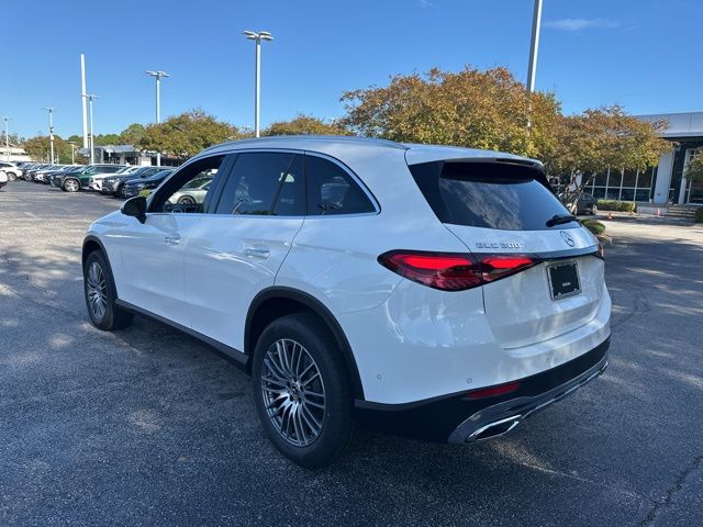 2026 Mercedes-Benz GLC Base - Photo 6