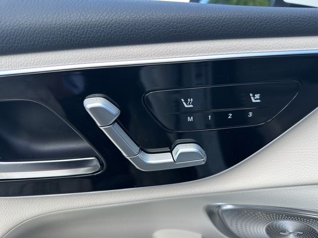 2026 Mercedes-Benz GLC Base - Photo 31