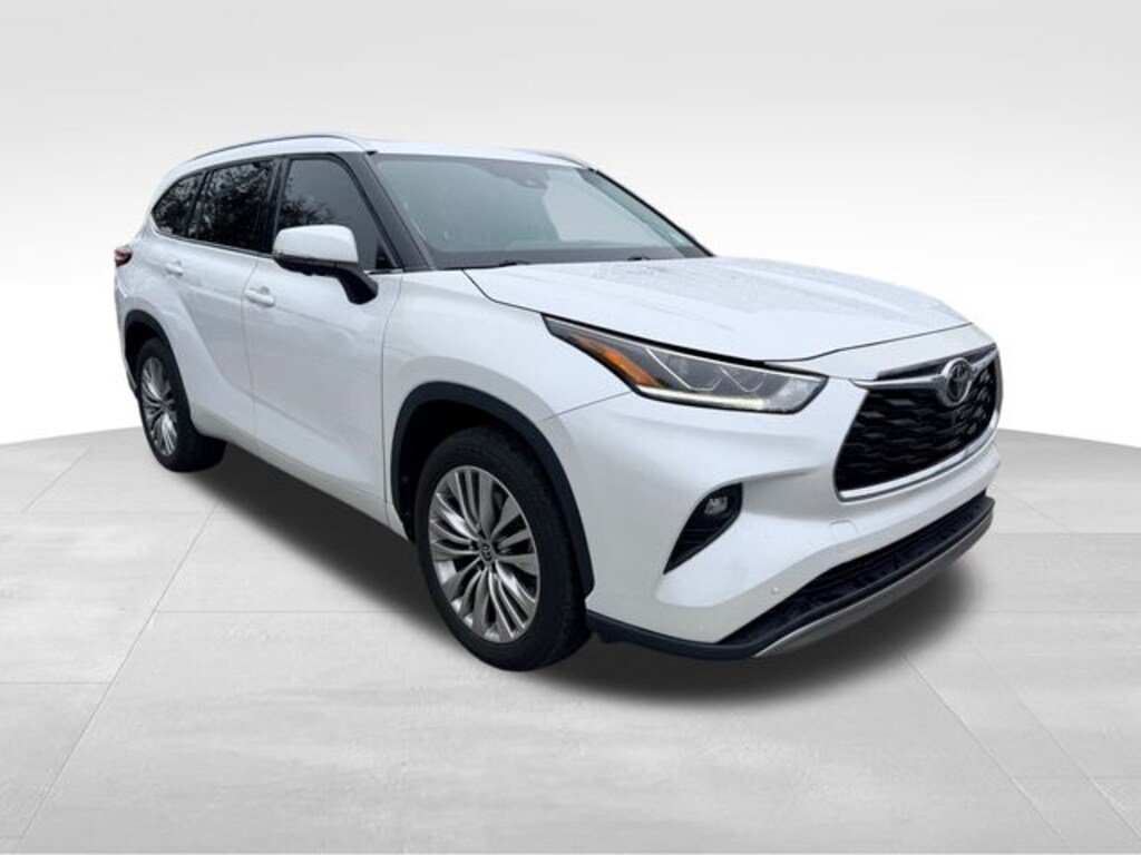 Used 2023 Toyota Highlander Platinum SUV