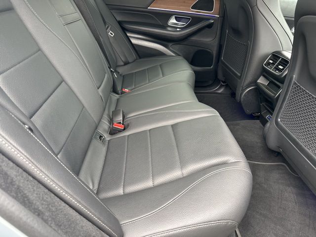 2025 Mercedes-Benz GLE GLE450 - Photo 29