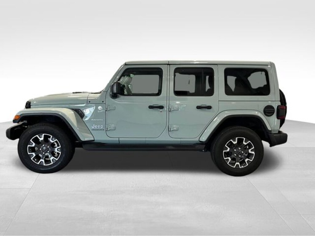Used 2024 Jeep Wrangler Sahara SUV