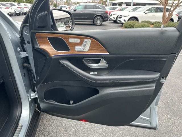 2025 Mercedes-Benz GLE GLE450 - Photo 38