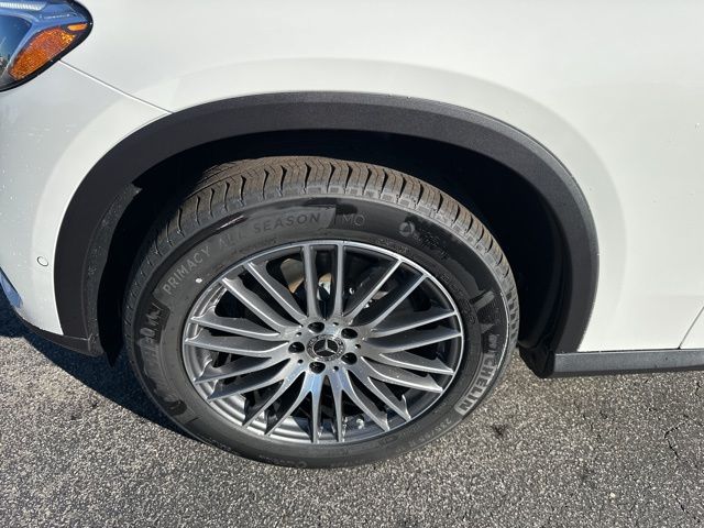 2026 Mercedes-Benz GLC Base - Photo 11