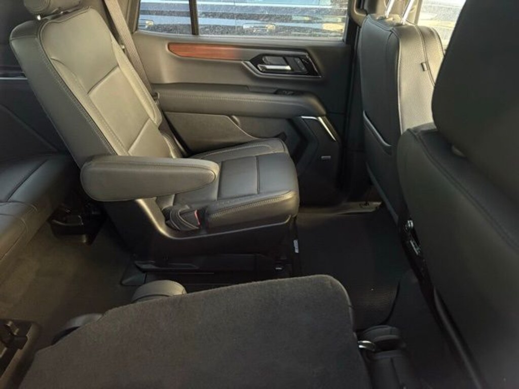 Used 2025 GMC Yukon Denali SUV