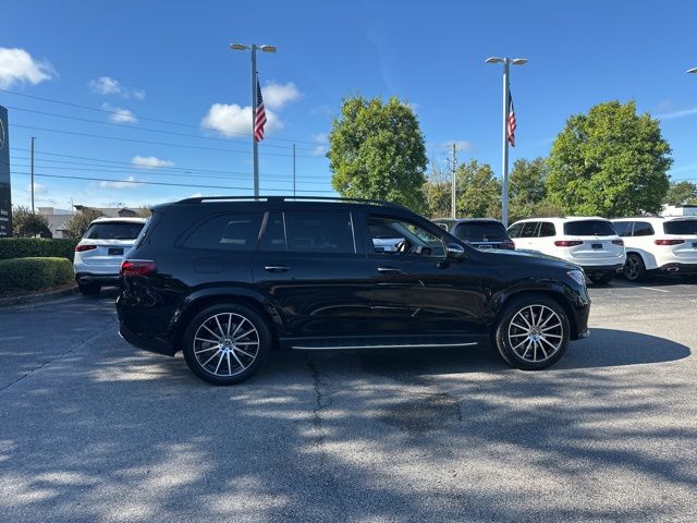 2026 Mercedes Benz GLS 450 4MATIC photo 2