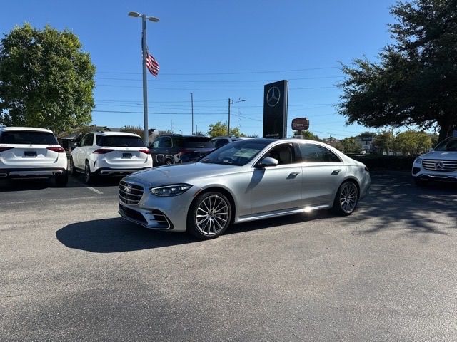 2026 Mercedes Benz S 580 4MATIC photo 2