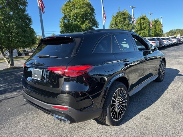 2026 Mercedes Benz GLC 300 photo 4