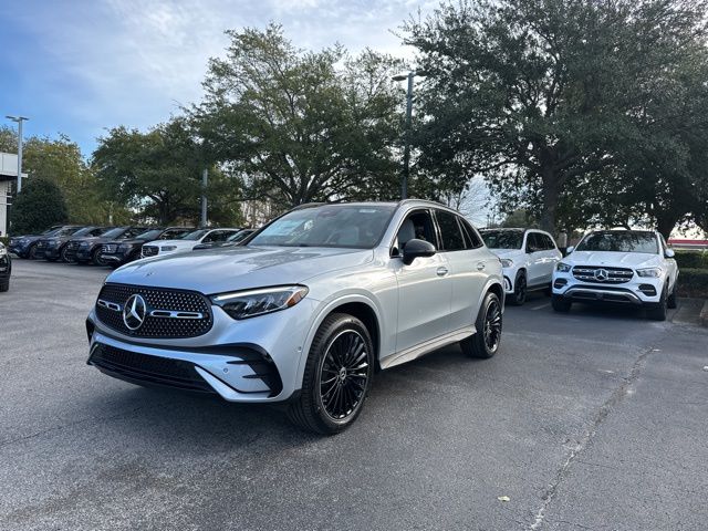 2026 Mercedes-Benz GLC Base's photo