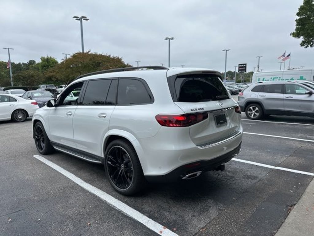 New 2025 Mercedes-Benz GLS 450 4MATIC SUV