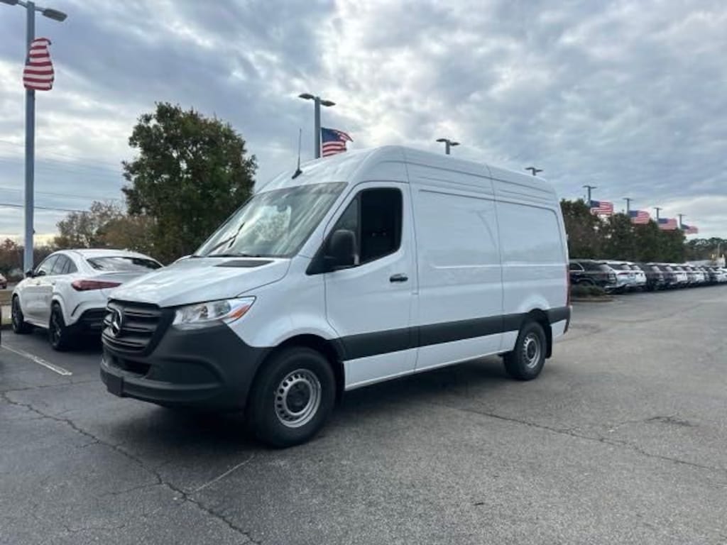 New 2025 Mercedes-Benz Sprinter 2500 Standard Roof 4-Cyl Diesel HO Cargo Van