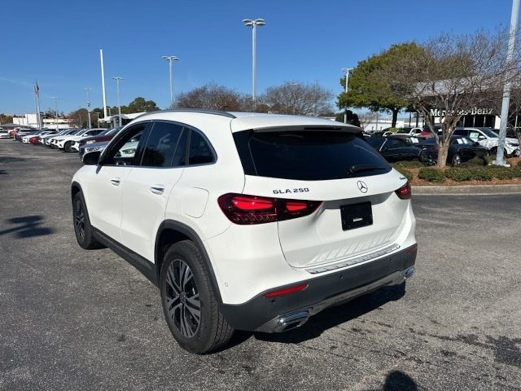 New 2025 Mercedes-Benz GLA 250 4MATIC SUV