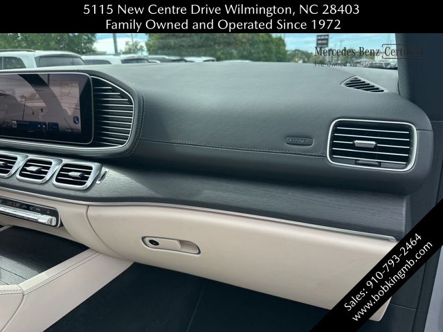 2025 Mercedes-Benz GLS Base - Photo 38