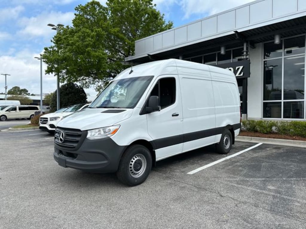 New 2025 Mercedes-Benz Sprinter 2500 Standard Roof 4-Cyl Diesel Cargo Van