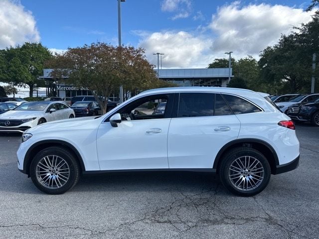2026 Mercedes-Benz GLC Base - Photo 6