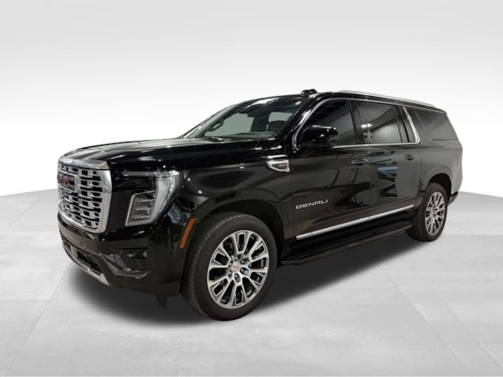 Used 2025 GMC Yukon XL Denali SUV