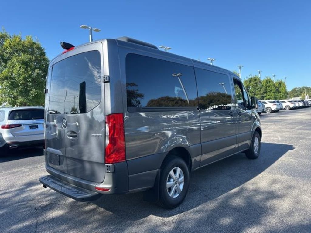 New 2026 Mercedes-Benz Sprinter 2500 Standard Roof 4-Cyl Diesel Minivan/Van